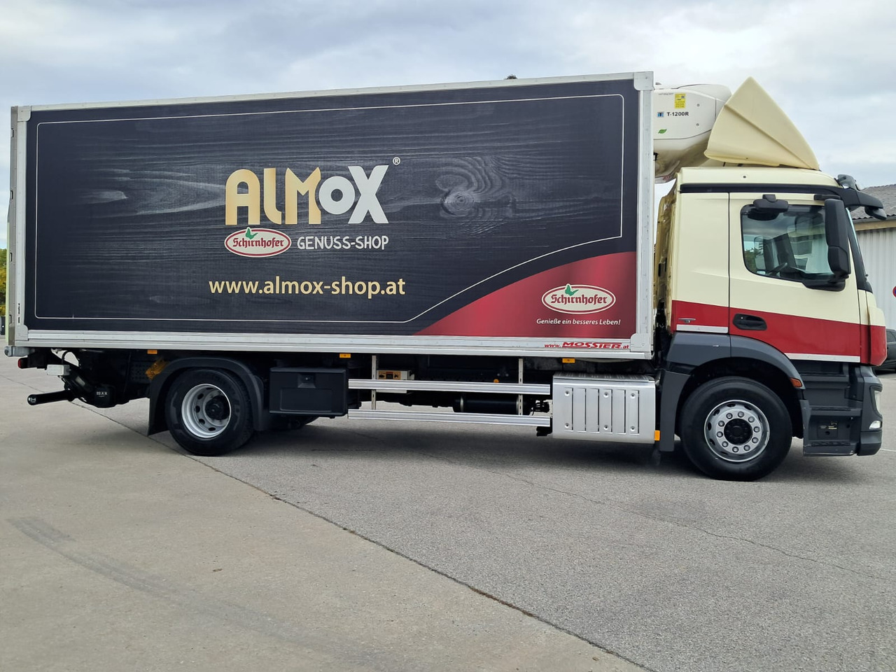 MERCEDES-BENZ Antos 1833 Kühlkoffer LBW | Standheizung | Euro 6 - Truk berpendingin: gambar 3 MERCEDES-BENZ Antos 1833 Kühlkoffer LBW | Standheizung | Euro 6 - Truk berpendingin: gambar 3