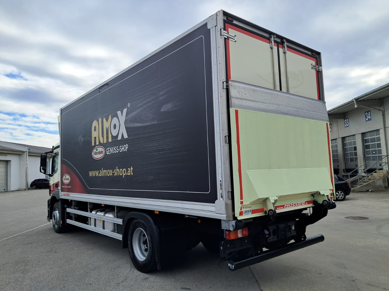 MERCEDES-BENZ Antos 1833 Kühlkoffer LBW | Standheizung | Euro 6 - Truk berpendingin: gambar 5 MERCEDES-BENZ Antos 1833 Kühlkoffer LBW | Standheizung | Euro 6 - Truk berpendingin: gambar 5