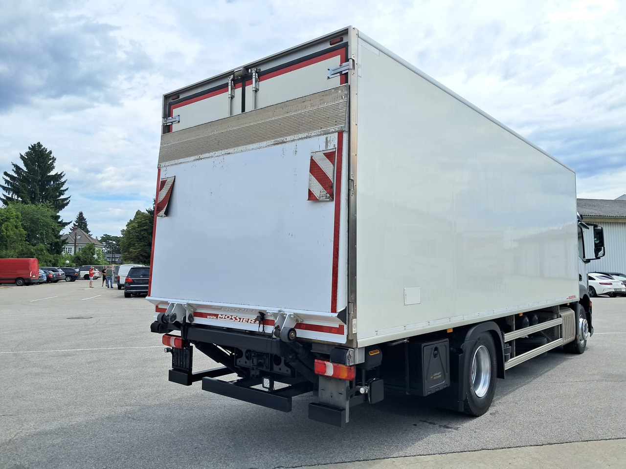 MERCEDES-BENZ Antos 2135 Kühlkoffer | Supra 850 | Standheizung - Truk berpendingin: gambar 5 MERCEDES-BENZ Antos 2135 Kühlkoffer | Supra 850 | Standheizung - Truk berpendingin: gambar 5