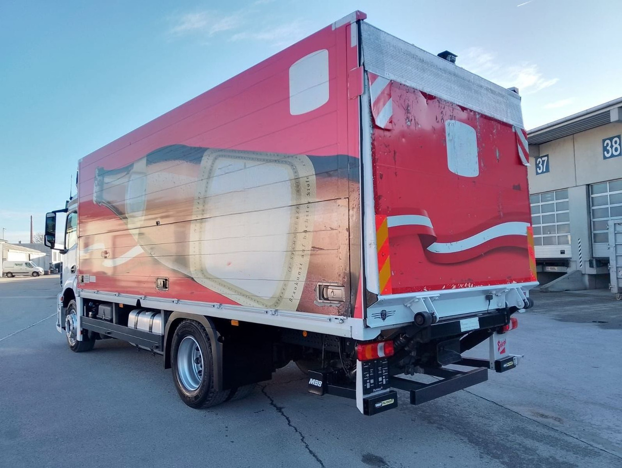 Mercedes-Benz ANTOS 18 30| Getränkew.| Klima| Luftgef| EZ 2014 - Truk minuman: gambar 4 Mercedes-Benz ANTOS 18 30| Getränkew.| Klima| Luftgef| EZ 2014 - Truk minuman: gambar 4