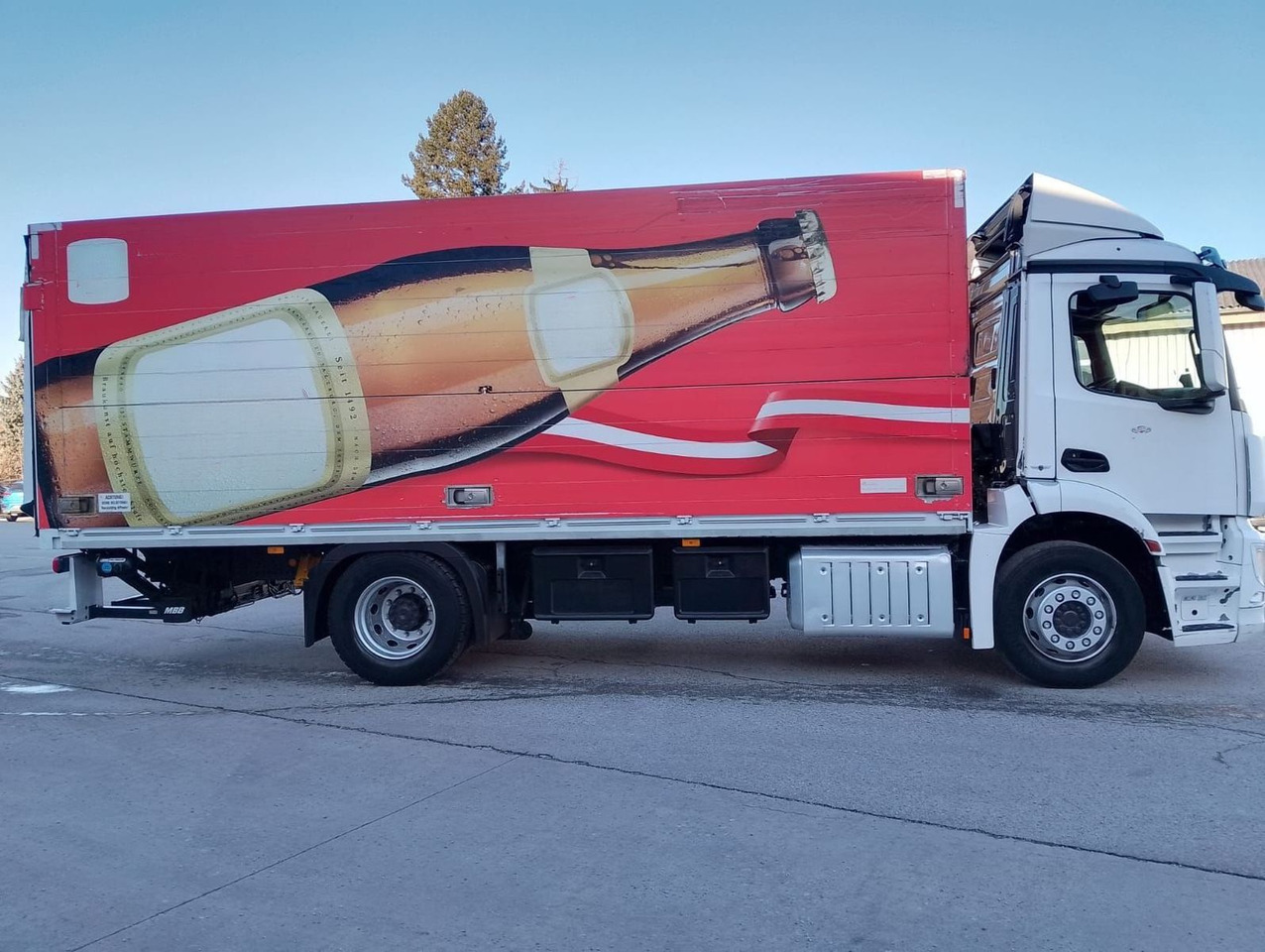 Mercedes-Benz ANTOS 18 30| Getränkew.| Klima| Luftgef| EZ 2014 - Truk minuman: gambar 5 Mercedes-Benz ANTOS 18 30| Getränkew.| Klima| Luftgef| EZ 2014 - Truk minuman: gambar 5