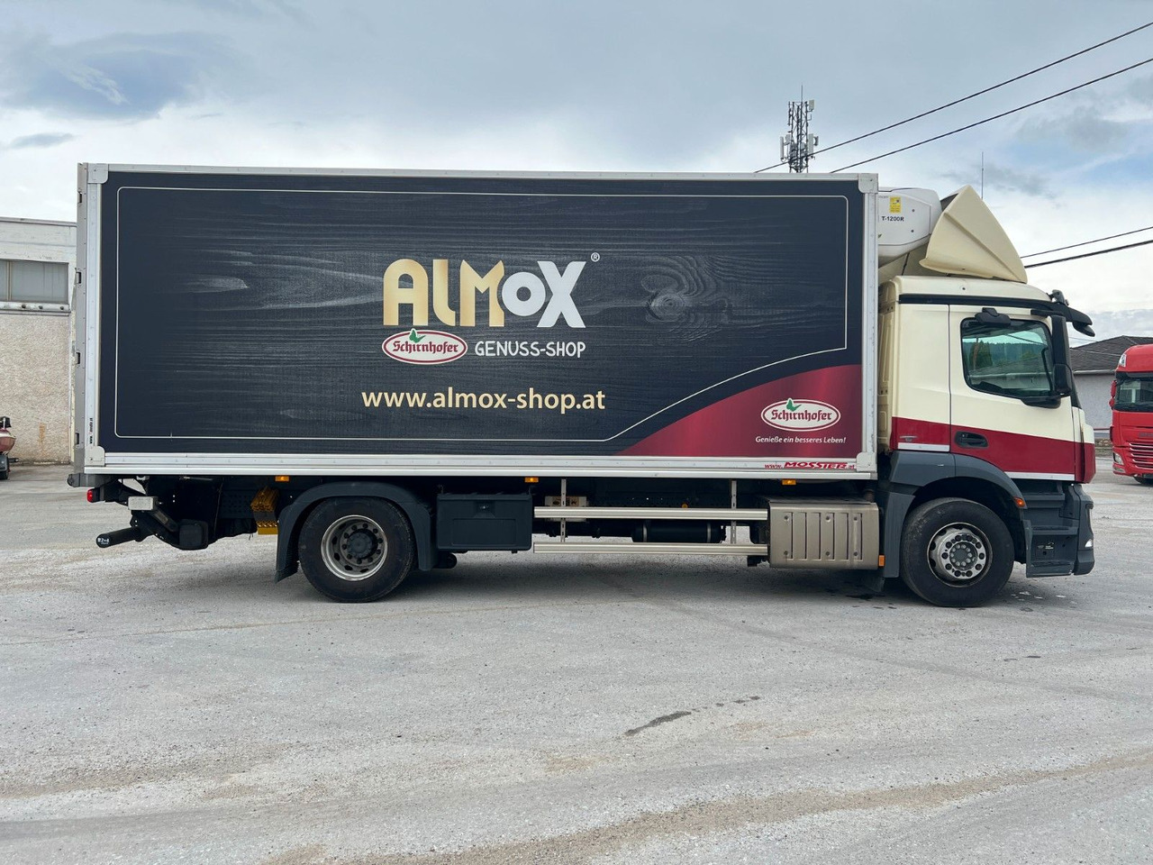 Mercedes-Benz Antos 1833 Kühlkoff LBW | Standheizung | Euro 6 - Truk berpendingin: gambar 4 Mercedes-Benz Antos 1833 Kühlkoff LBW | Standheizung | Euro 6 - Truk berpendingin: gambar 4