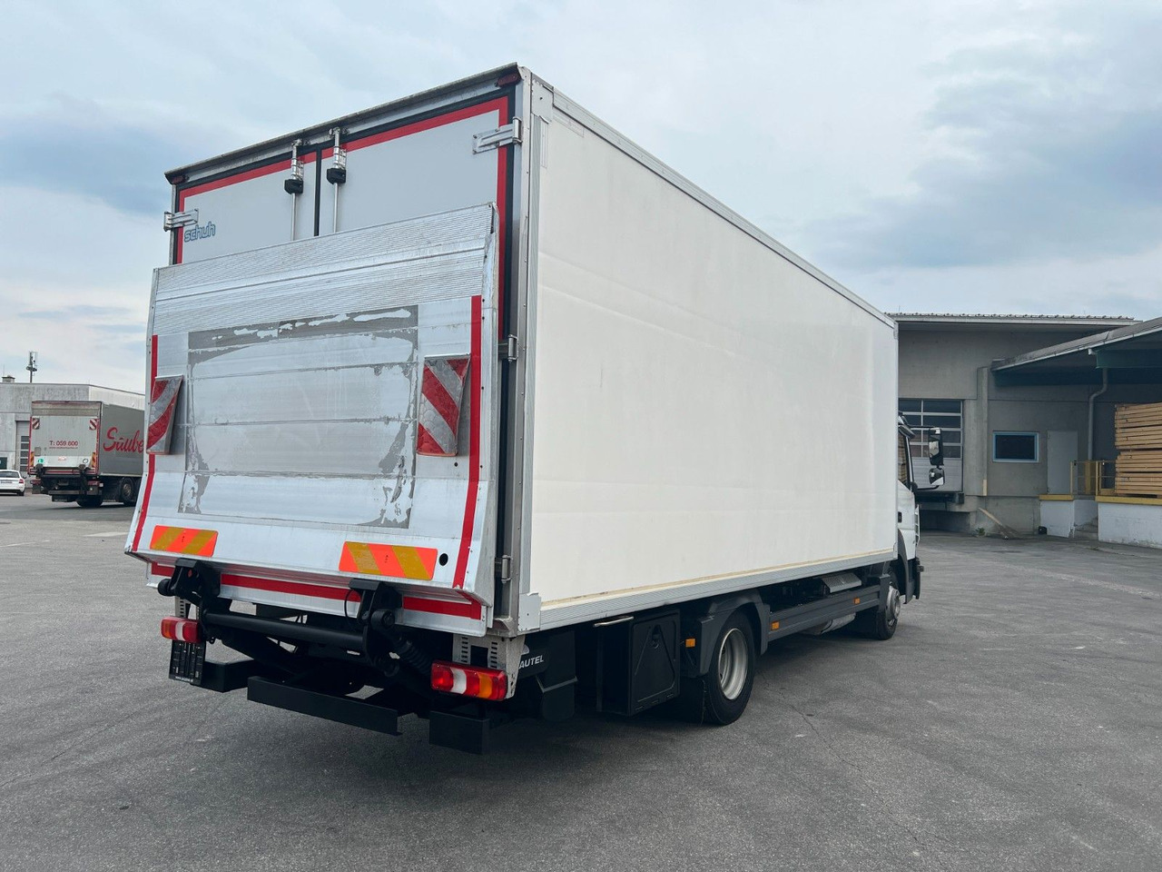 Mercedes-Benz Atego 8.21 Kühlkoffer LBW | Klima | Tempo | Dif - Truk berpendingin: gambar 3 Mercedes-Benz Atego 8.21 Kühlkoffer LBW | Klima | Tempo | Dif - Truk berpendingin: gambar 3
