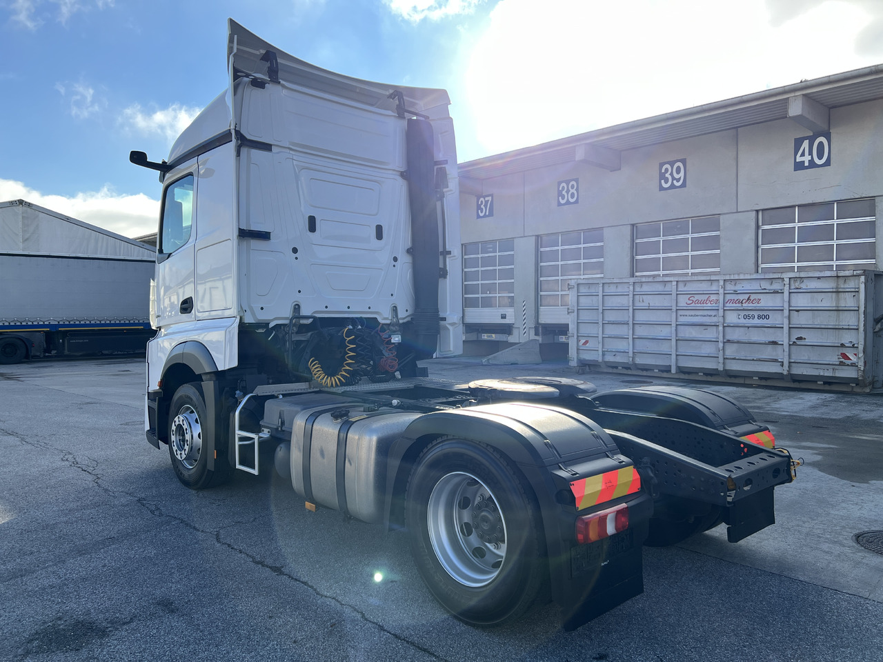 MERCEDES-BENZ Mercedes-Benz Actros 1846 | Standklima | Retarder | Euro 6 - Tractor head: gambar 4 MERCEDES-BENZ Mercedes-Benz Actros 1846 | Standklima | Retarder | Euro 6 - Tractor head: gambar 4