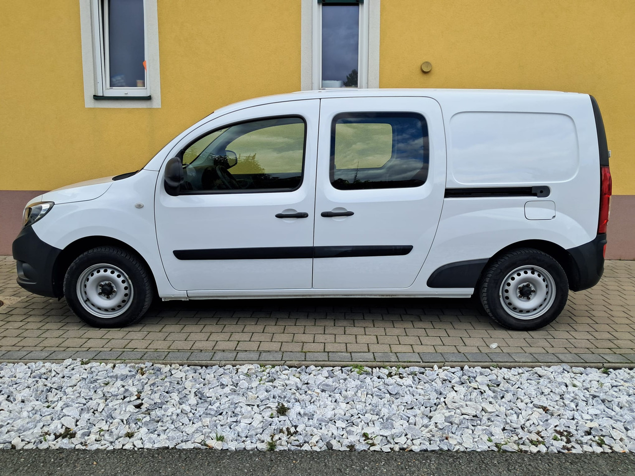 MERCEDES-BENZ Citan 109 CDI 5-Sitzer DKA | Schiebet. beids. | Klima | - Van pengiriman, Van kombi: gambar 5 MERCEDES-BENZ Citan 109 CDI 5-Sitzer DKA | Schiebet. beids. | Klima | - Van pengiriman, Van kombi: gambar 5