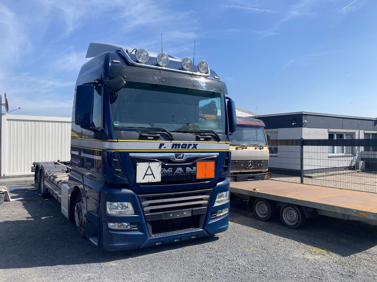 MAN TGX 26.470 Mega Ausstattung SONDERPREIS - Pengangkut kontainer/ Container truck: gambar 2 MAN TGX 26.470 Mega Ausstattung SONDERPREIS - Pengangkut kontainer/ Container truck: gambar 2