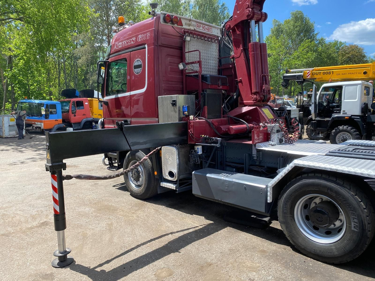 Mercedes-Benz ACTROS 3348 Kran HMF3720K4 Fly-Jip Fun k Klima - Truk derek: gambar 5 Mercedes-Benz ACTROS 3348 Kran HMF3720K4 Fly-Jip Fun k Klima - Truk derek: gambar 5