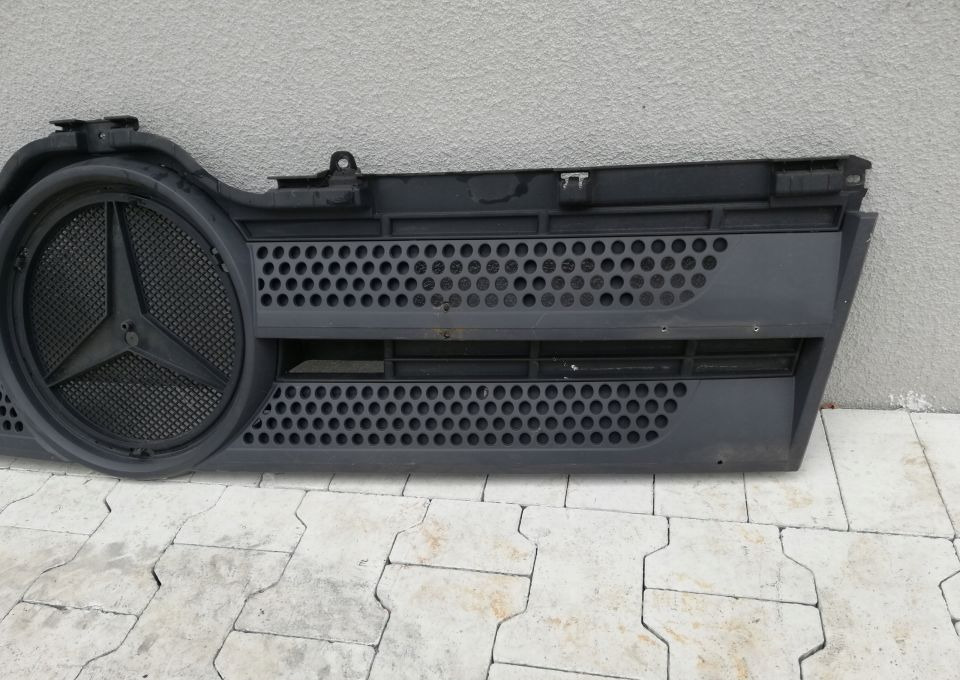 ATRAPA GRILL MERCEDES ACTROS MP4 ORYGINAŁ - Panggangan untuk Truk: gambar 3 ATRAPA GRILL MERCEDES ACTROS MP4 ORYGINAŁ - Panggangan untuk Truk: gambar 3