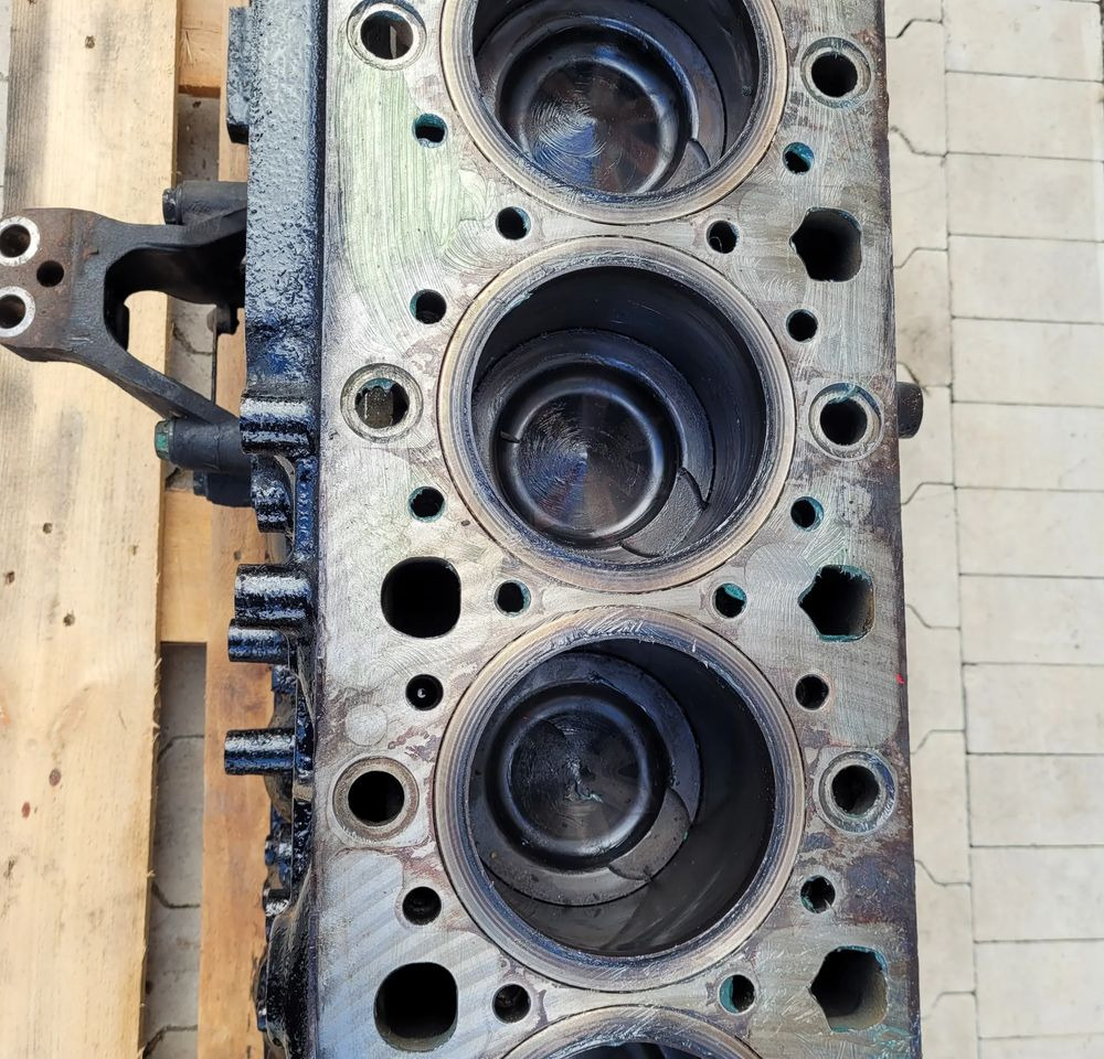 BLOK SILNIKA MERCEDES ACTROS MP4 EURO6 R471 09 - Mesin untuk Truk: gambar 4 BLOK SILNIKA MERCEDES ACTROS MP4 EURO6 R471 09 - Mesin untuk Truk: gambar 4