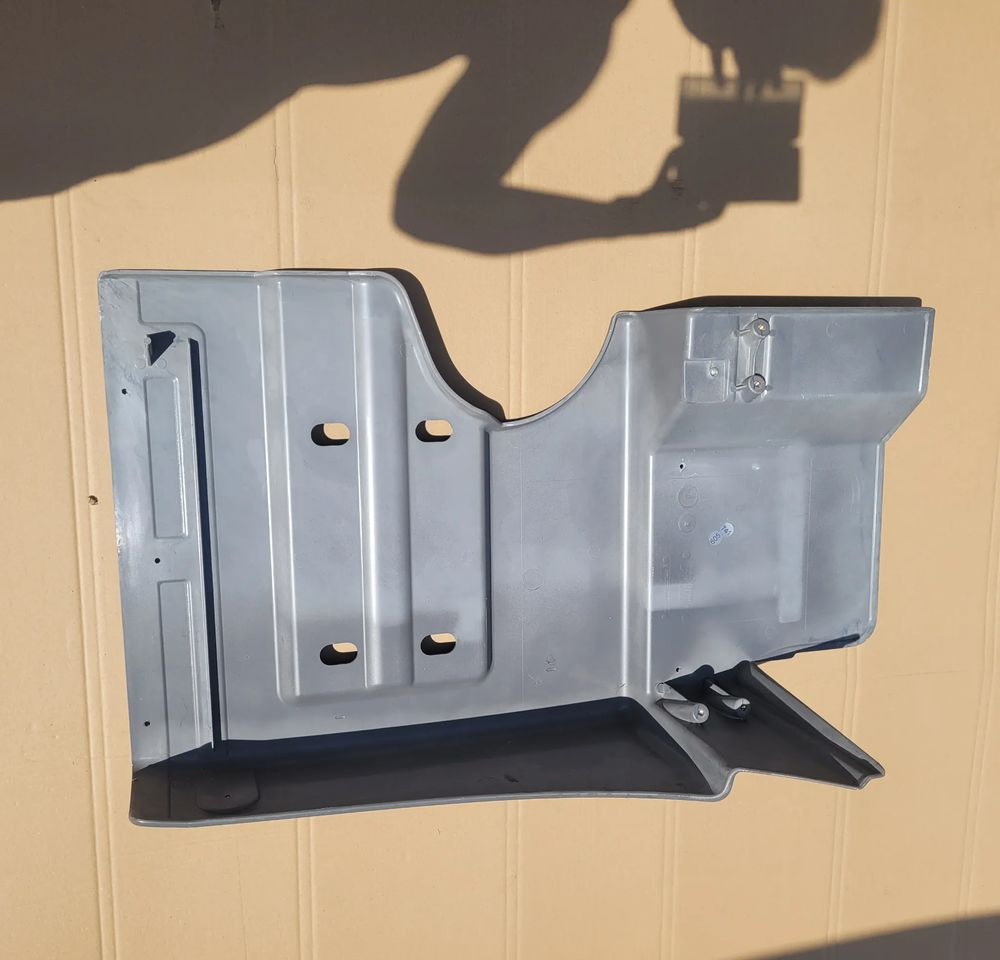 BŁOTNIK LH MERCEDES ACTROS MP3 NOWY ORYGINAŁ A9438813701 CHWALIM116 - Spatbor untuk Truk: gambar 2 BŁOTNIK LH MERCEDES ACTROS MP3 NOWY ORYGINAŁ A9438813701 CHWALIM116 - Spatbor untuk Truk: gambar 2