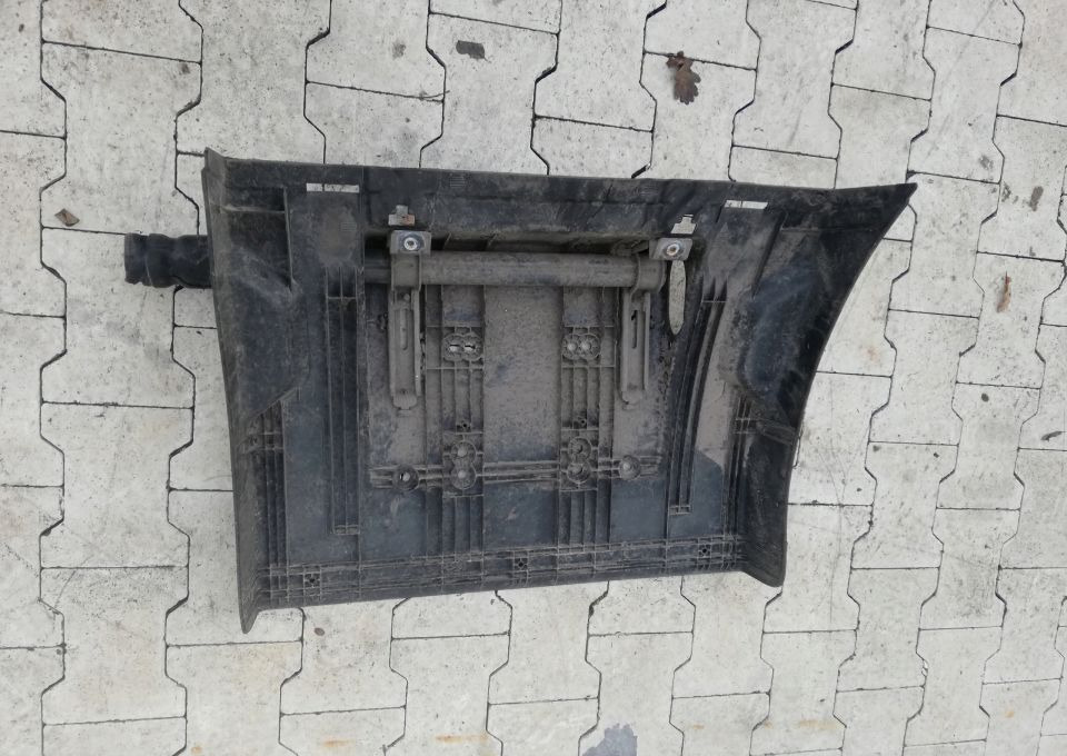 BŁOTNIK VOLVO FH4 ORYGINAŁ - Spatbor untuk Truk: gambar 2 BŁOTNIK VOLVO FH4 ORYGINAŁ - Spatbor untuk Truk: gambar 2