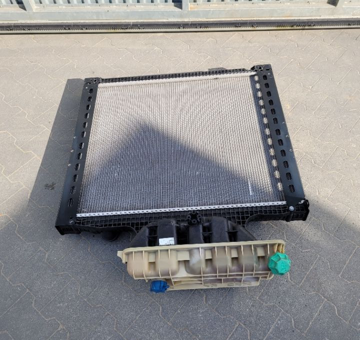 CHŁODNICA MAN TGS TGA RDZEN 77CM 81.06100-6656 - Sistem pendingin untuk Truk: gambar 4 CHŁODNICA MAN TGS TGA RDZEN 77CM 81.06100-6656 - Sistem pendingin untuk Truk: gambar 4