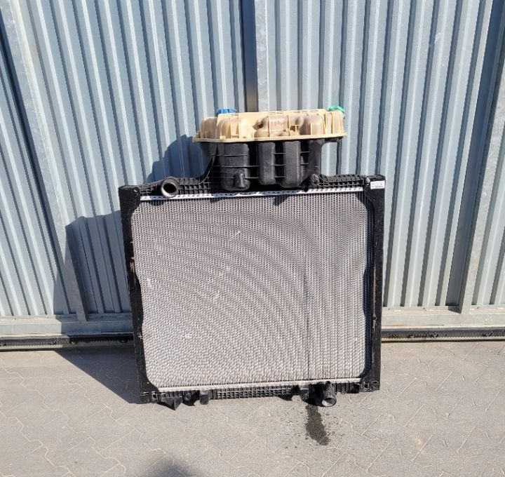 CHŁODNICA MAN TGS TGA RDZEN 77CM 81.06100-6656 - Sistem pendingin untuk Truk: gambar 1 CHŁODNICA MAN TGS TGA RDZEN 77CM 81.06100-6656 - Sistem pendingin untuk Truk: gambar 1