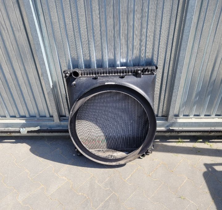 CHLODNICA WODY IVECO EUROCARGO SZCZELNA 504286346 - Radiator untuk Truk: gambar 1 CHLODNICA WODY IVECO EUROCARGO SZCZELNA 504286346 - Radiator untuk Truk: gambar 1