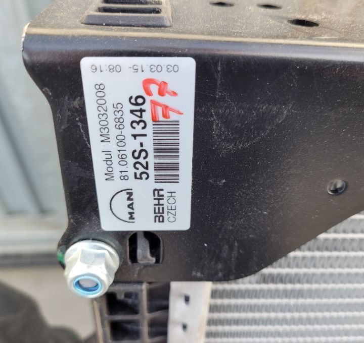 CHŁODNICA WODY MAN TGS TGA NOWA ORYGINAŁ 81.6100-6835 - Radiator untuk Truk: gambar 3 CHŁODNICA WODY MAN TGS TGA NOWA ORYGINAŁ 81.6100-6835 - Radiator untuk Truk: gambar 3