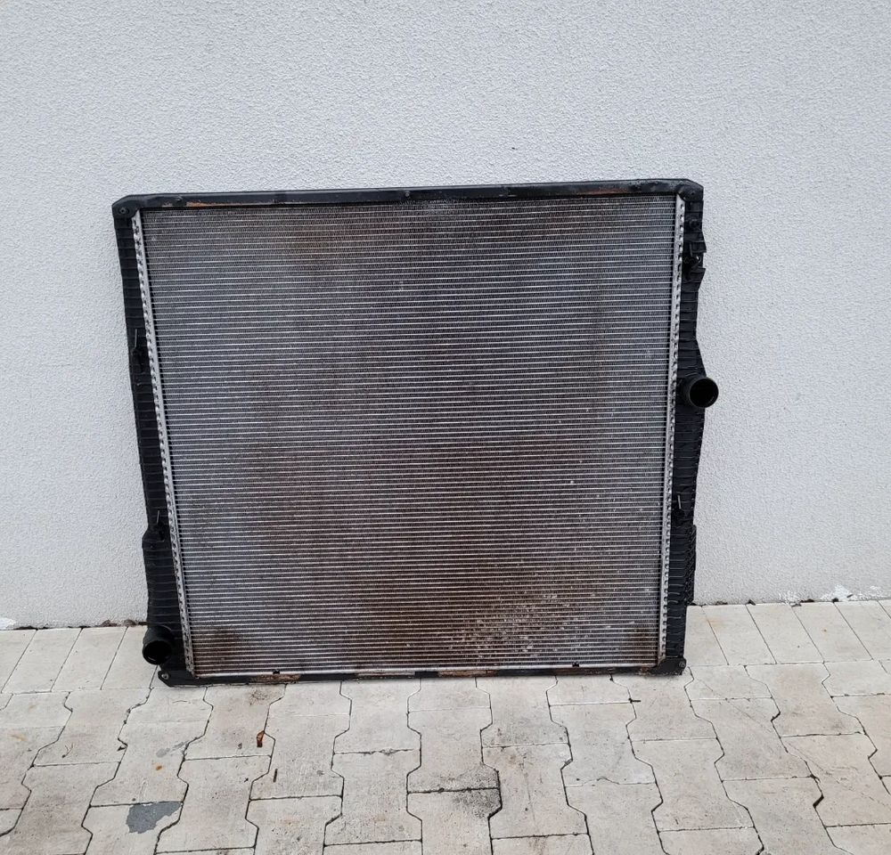 CHŁODNICA WODY SCANIA R 1855518 ORYGINAŁ SZCZELNE - Radiator untuk Truk: gambar 1 CHŁODNICA WODY SCANIA R 1855518 ORYGINAŁ SZCZELNE - Radiator untuk Truk: gambar 1