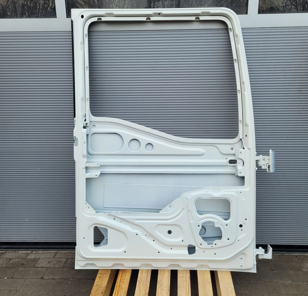 DRZWI LEWE MAN TG3 TGX NM ORYGINAŁ RAL 9010 CHWALIM116 - Pintu dan bagian untuk Truk: gambar 4 DRZWI LEWE MAN TG3 TGX NM ORYGINAŁ RAL 9010 CHWALIM116 - Pintu dan bagian untuk Truk: gambar 4