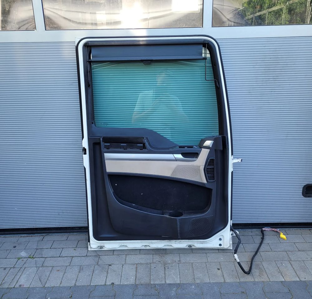 DRZWI MAN TGX LEWE LIFT RAL 9010 ORYGINAŁ CHWALIM116 - Pintu dan bagian untuk Truk: gambar 4 DRZWI MAN TGX LEWE LIFT RAL 9010 ORYGINAŁ CHWALIM116 - Pintu dan bagian untuk Truk: gambar 4