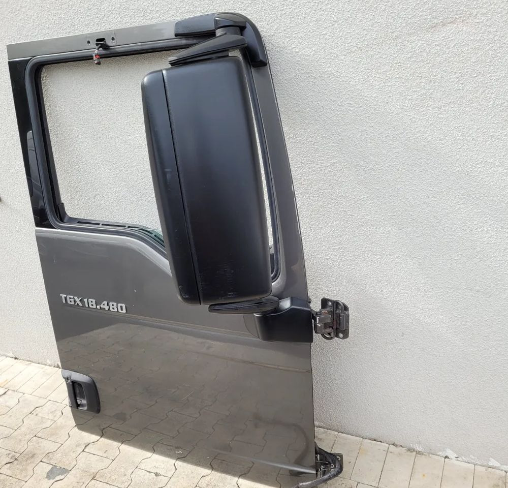DRZWI MAN TGX PRAWE EURO6 - Pintu dan bagian untuk Truk: gambar 3 DRZWI MAN TGX PRAWE EURO6 - Pintu dan bagian untuk Truk: gambar 3