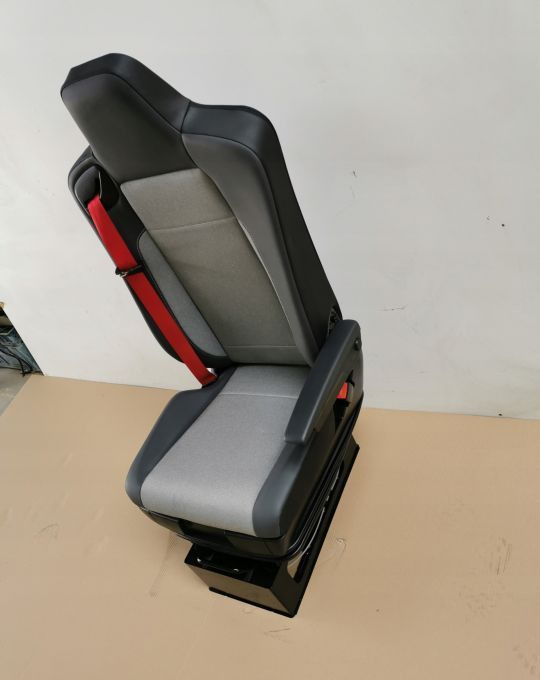FOTEL RENAULT RANGE T GAMA PRAWY NOWY PNEUMATYCZNY - Tempat duduk: gambar 2 FOTEL RENAULT RANGE T GAMA PRAWY NOWY PNEUMATYCZNY - Tempat duduk: gambar 2