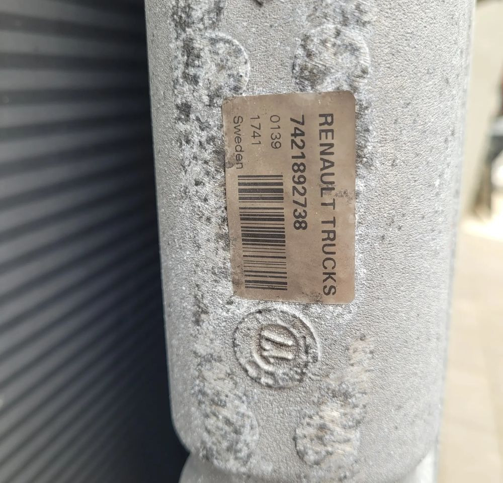 INTERCOOLER RENAULT GAMA T ORYGINAL SZCZELNA 7421892738 CHWALIM116 - Intercooler untuk Truk: gambar 3 INTERCOOLER RENAULT GAMA T ORYGINAL SZCZELNA 7421892738 CHWALIM116 - Intercooler untuk Truk: gambar 3