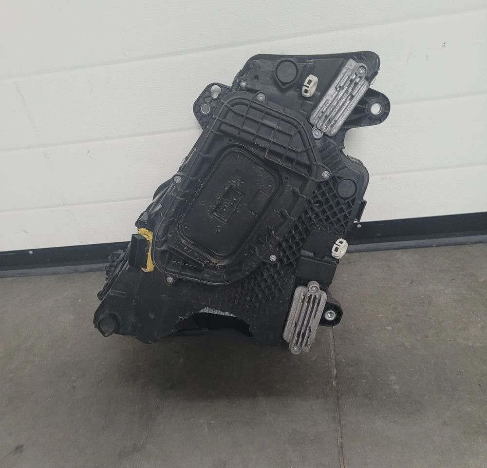 LAMPA LED VOLVO FH5 PRAWA OM 24056510 ORYGINAL CHWALIM116 - Cahaya/ Pencahayaan untuk Truk: gambar 4 LAMPA LED VOLVO FH5 PRAWA OM 24056510 ORYGINAL CHWALIM116 - Cahaya/ Pencahayaan untuk Truk: gambar 4