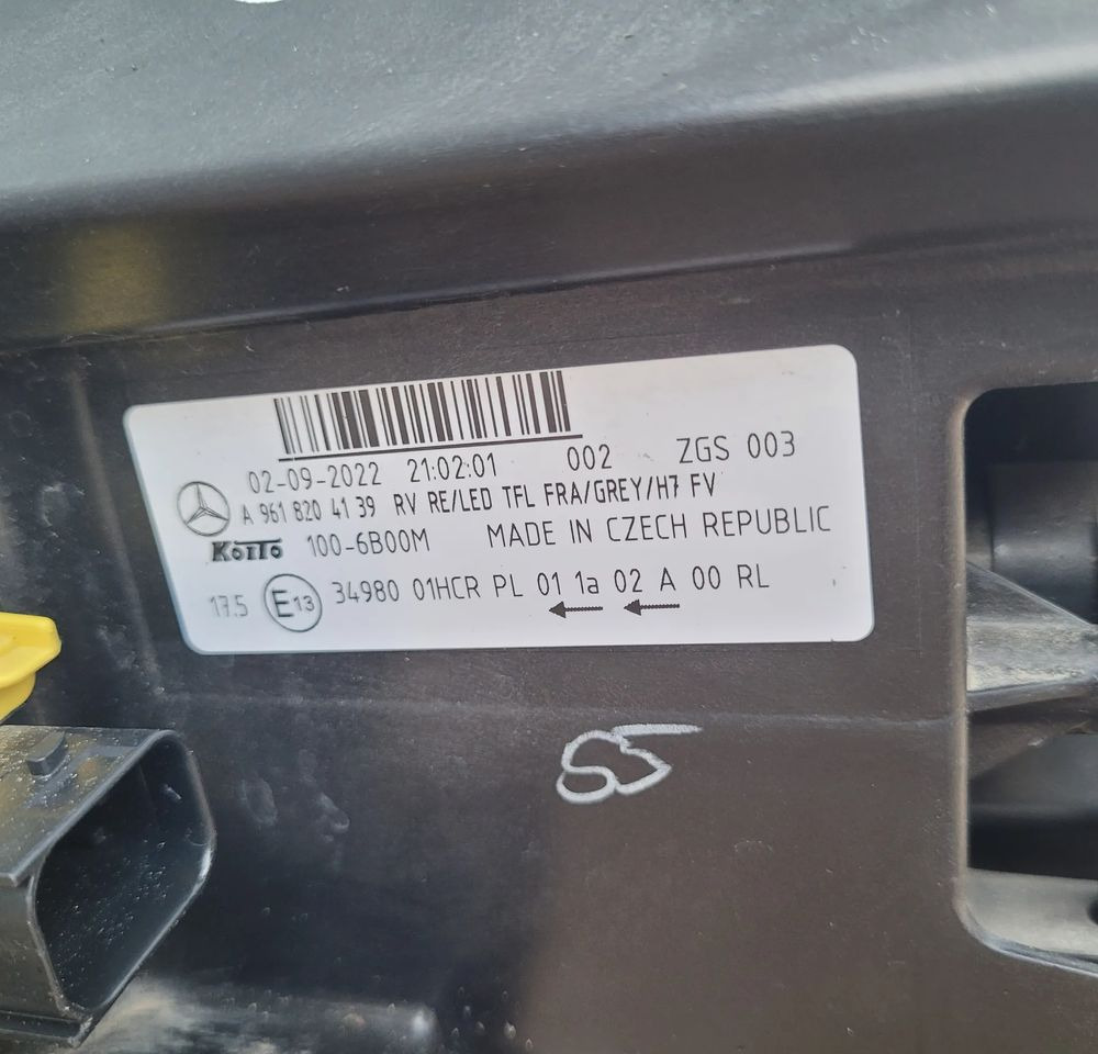 LAMPA PRAWA MERCEDES ACTROS MP5 ORYGINAŁ A9618204139 CHWALIM116 - Cahaya/ Pencahayaan untuk Truk: gambar 3 LAMPA PRAWA MERCEDES ACTROS MP5 ORYGINAŁ A9618204139 CHWALIM116 - Cahaya/ Pencahayaan untuk Truk: gambar 3