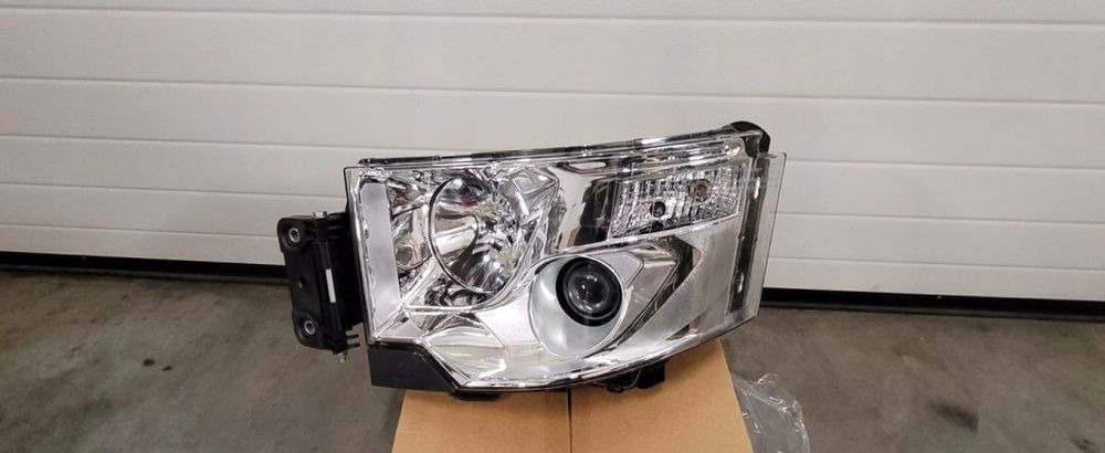 LAMPA RENAULT RANGE T NOWY ORYGINAŁ LEWA - Lampu depan untuk Truk: gambar 1 LAMPA RENAULT RANGE T NOWY ORYGINAŁ LEWA - Lampu depan untuk Truk: gambar 1
