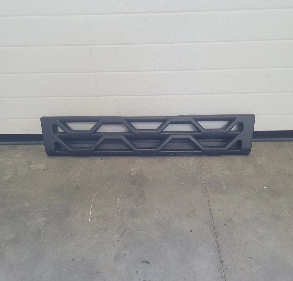 ŁAWKA STOPNIEN RENAULT RANGE T GAMA - Langkah kaki untuk Truk: gambar 1 ŁAWKA STOPNIEN RENAULT RANGE T GAMA - Langkah kaki untuk Truk: gambar 1