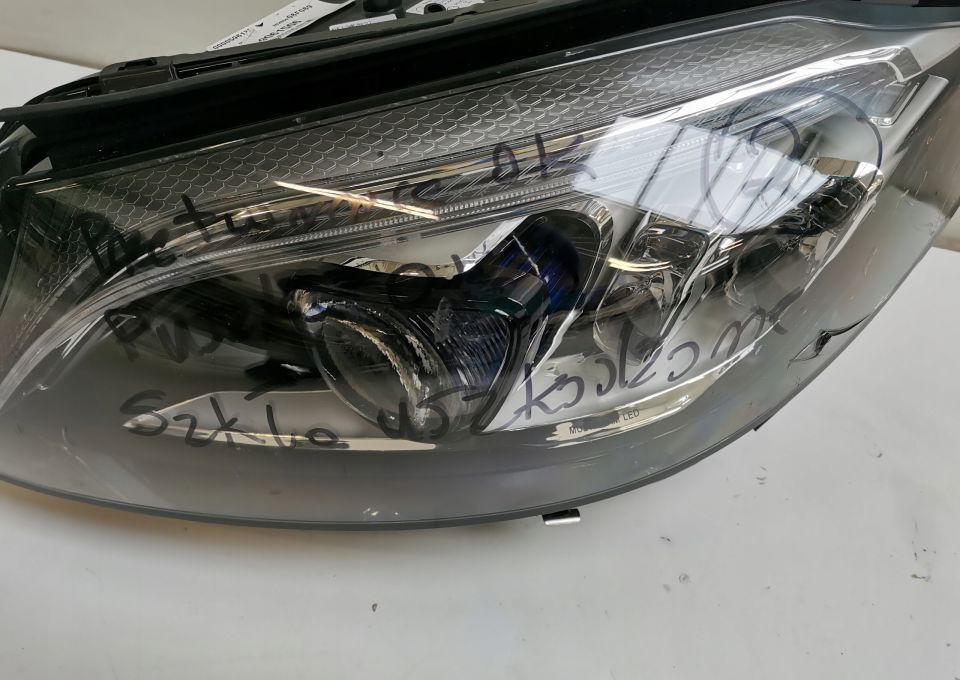 Lampa Mercedes c klasa - Cahaya/ Pencahayaan untuk Truk: gambar 4 Lampa Mercedes c klasa - Cahaya/ Pencahayaan untuk Truk: gambar 4