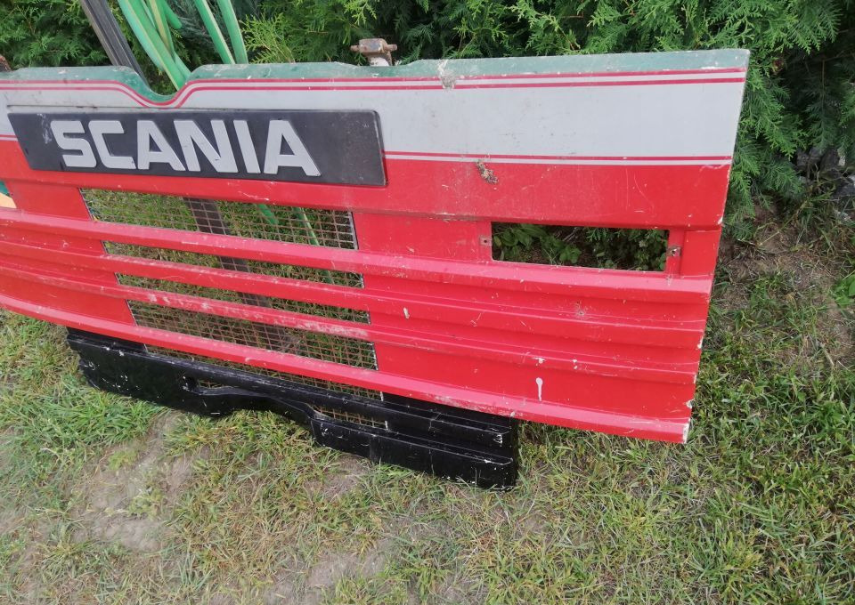 MASKA ATRAPA SCANIA 113 ORYGINAŁ - Kerudung: gambar 3 MASKA ATRAPA SCANIA 113 ORYGINAŁ - Kerudung: gambar 3