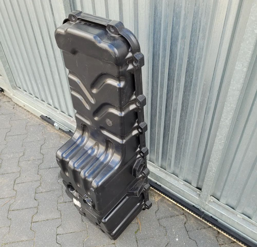 MISKA OLEJOWA RENAULT RANGE T 22242776 - Wajan minyak untuk Truk: gambar 2 MISKA OLEJOWA RENAULT RANGE T 22242776 - Wajan minyak untuk Truk: gambar 2