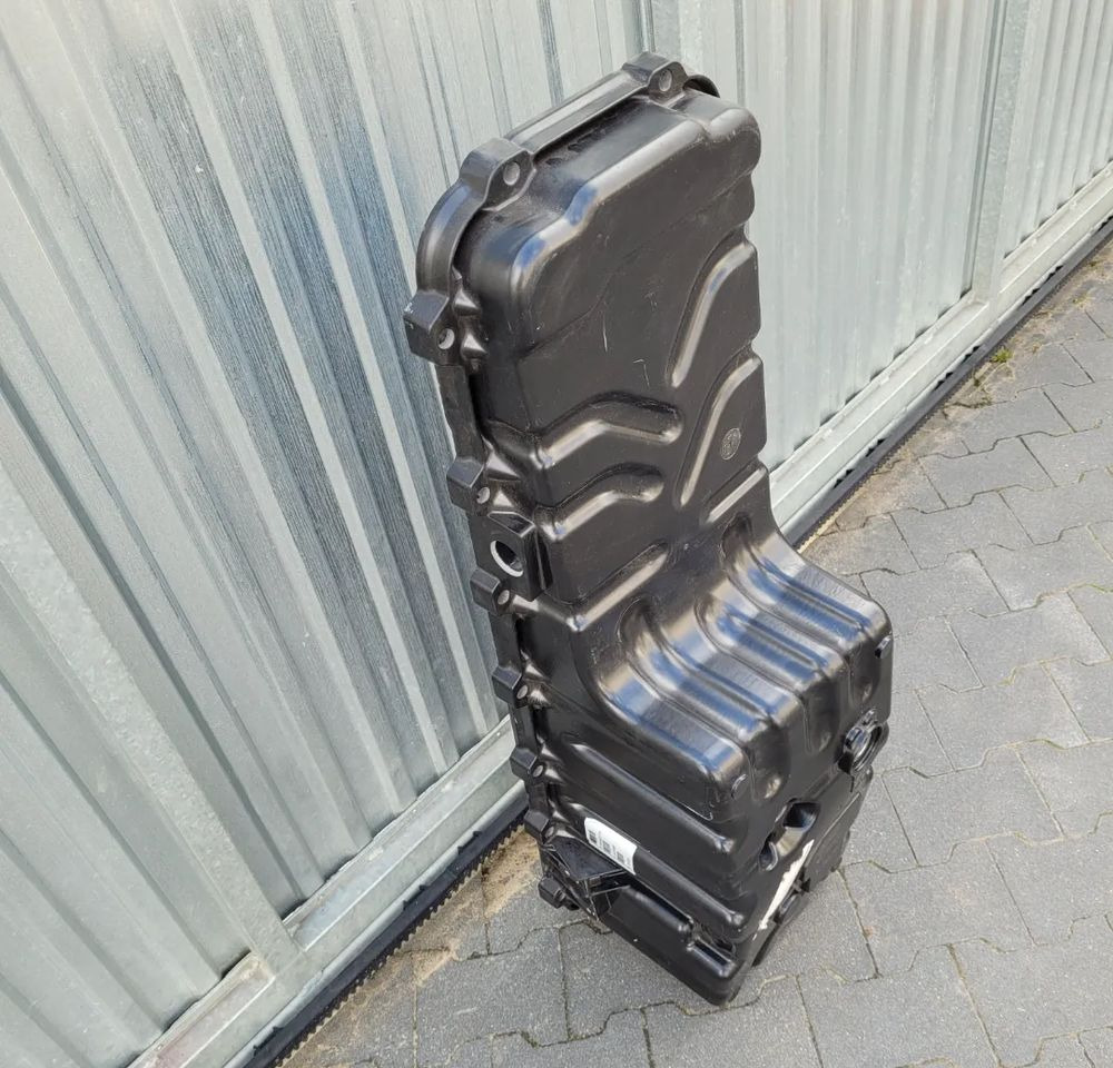 MISKA OLEJOWA RENAULT RANGE T 22242776 - Wajan minyak untuk Truk: gambar 3 MISKA OLEJOWA RENAULT RANGE T 22242776 - Wajan minyak untuk Truk: gambar 3