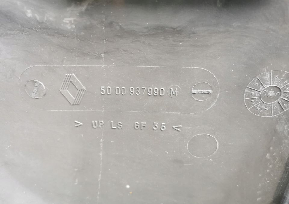 NAROŻNIK ZDERZAKA RENAULT MAGNUM E TEC ORYGINAŁ - Bumper untuk Truk: gambar 3 NAROŻNIK ZDERZAKA RENAULT MAGNUM E TEC ORYGINAŁ - Bumper untuk Truk: gambar 3