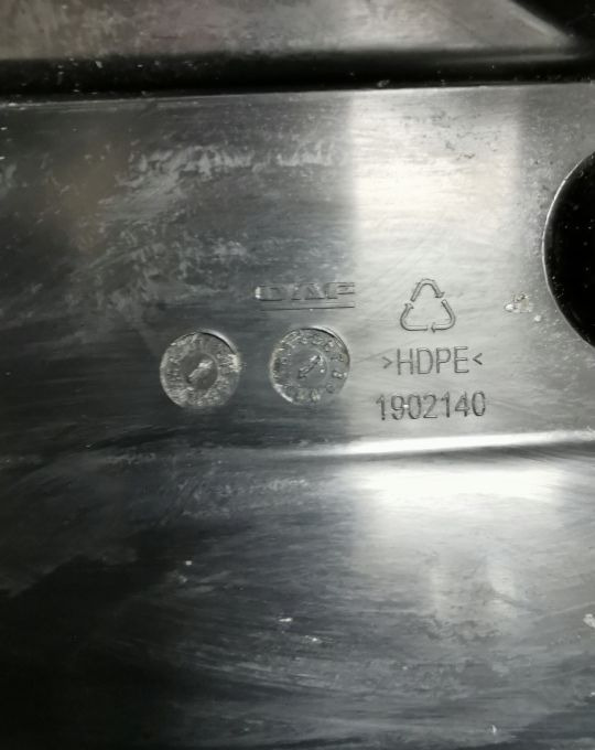 OBUDOWA OSŁONA DAF XF 106 1902140 - Tangki adBlue untuk Truk: gambar 2 OBUDOWA OSŁONA DAF XF 106 1902140 - Tangki adBlue untuk Truk: gambar 2