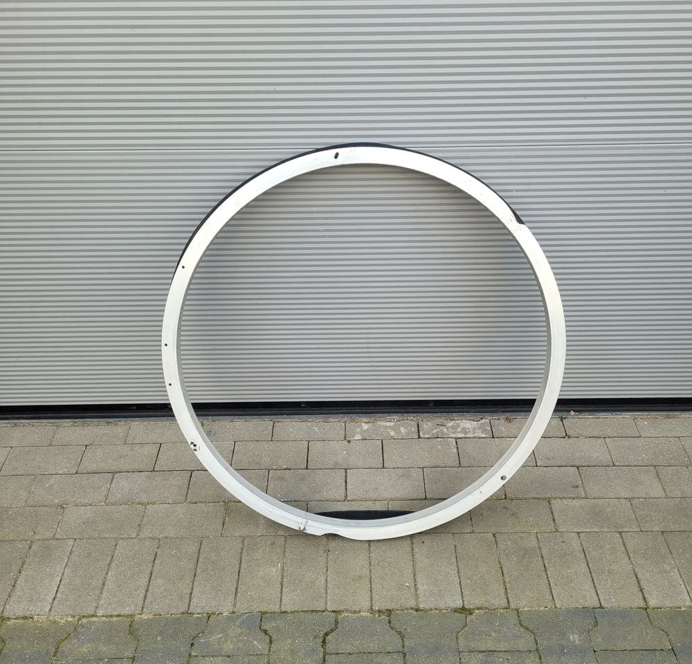 PIERŚCIEŃ WENTYLATORA SCANIA S R NGT 2836673 ORYGINAŁ CHWALIM116 - Sistem pendingin untuk Truk: gambar 1 PIERŚCIEŃ WENTYLATORA SCANIA S R NGT 2836673 ORYGINAŁ CHWALIM116 - Sistem pendingin untuk Truk: gambar 1