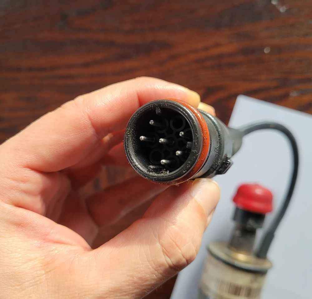 POMPKA PALIWA DAF XF 106 - Pompa bahan bakar untuk Truk: gambar 2 POMPKA PALIWA DAF XF 106 - Pompa bahan bakar untuk Truk: gambar 2