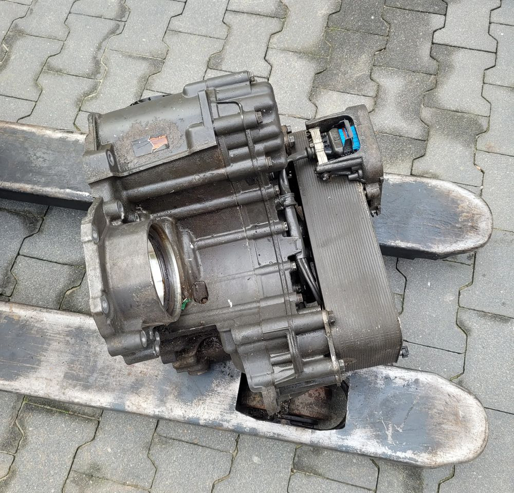 RETARDER INTARDER 3 DAF XF 106 ORYGINAŁ 6093060097 CHWALIM116 - Gearbox: gambar 1 RETARDER INTARDER 3 DAF XF 106 ORYGINAŁ 6093060097 CHWALIM116 - Gearbox: gambar 1