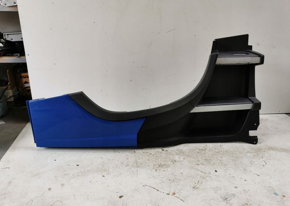 STOPNICA WŁAZ VOLVO FH4 LH. ORYGINAŁ - Langkah kaki untuk Truk: gambar 1 STOPNICA WŁAZ VOLVO FH4 LH. ORYGINAŁ - Langkah kaki untuk Truk: gambar 1