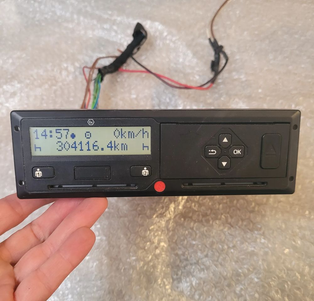 TACHOGRAF SCANIA 2278386 R 2.2a CHWALIM116 - Tachographs untuk Truk: gambar 1 TACHOGRAF SCANIA 2278386 R 2.2a CHWALIM116 - Tachographs untuk Truk: gambar 1