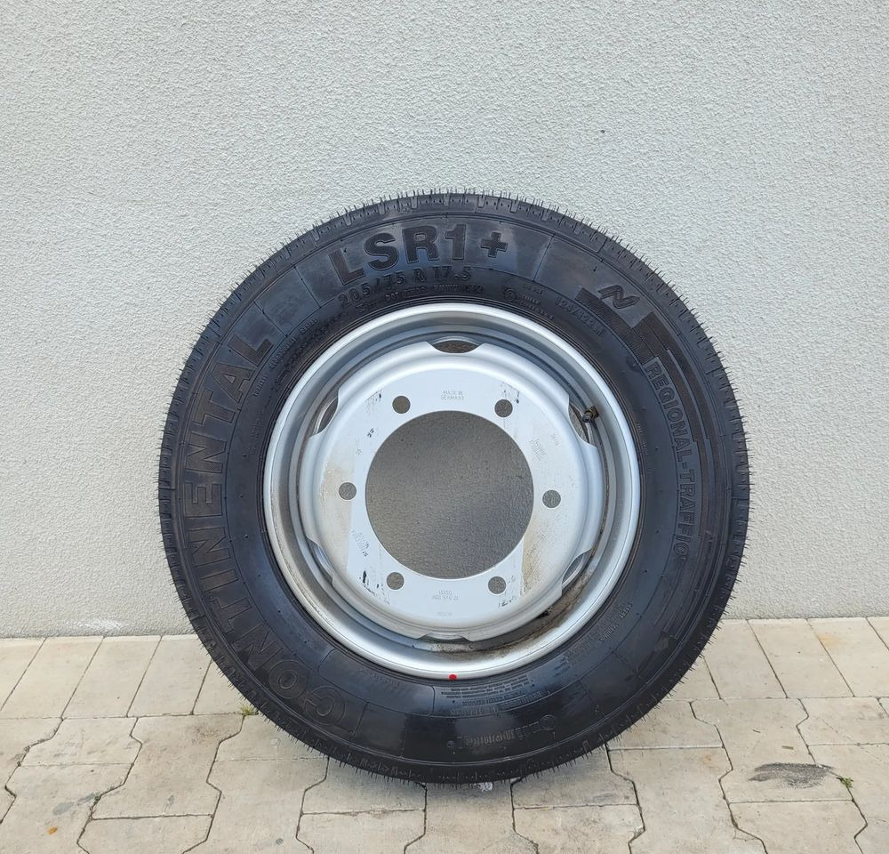 ZAPAS KOLO MIDLUM D 205/75 R17.5 LSR1+ CONTINENTAL - Roda untuk Truk: gambar 1 ZAPAS KOLO MIDLUM D 205/75 R17.5 LSR1+ CONTINENTAL - Roda untuk Truk: gambar 1