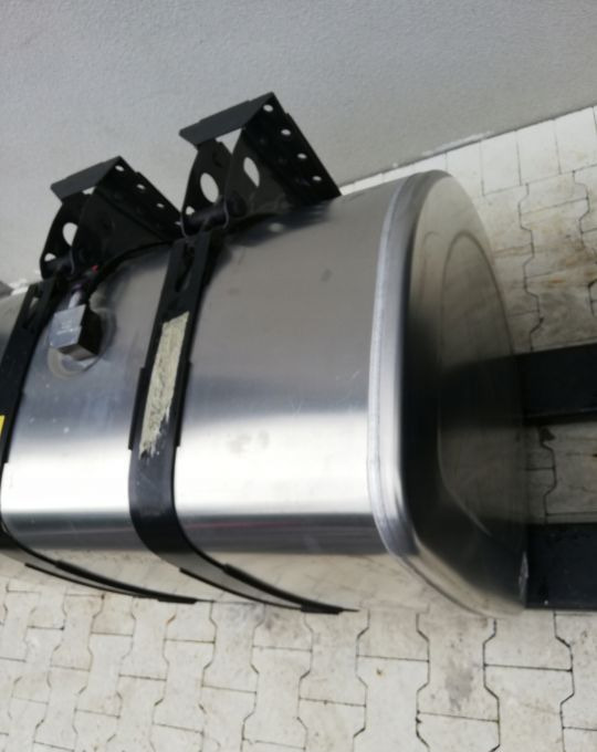 ZBIORNIK PALIWA VOLVO FH4 GAMA RANGE T 365L - Tangki bahan bakar untuk Truk: gambar 3 ZBIORNIK PALIWA VOLVO FH4 GAMA RANGE T 365L - Tangki bahan bakar untuk Truk: gambar 3