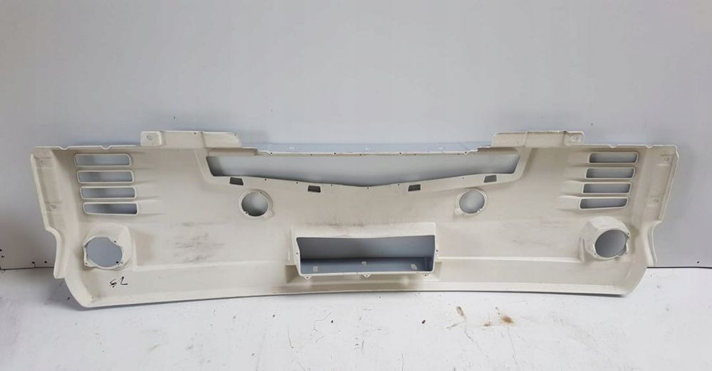 ZDERZAK RENAULT MAGNUM DXI NOWY JAKOSC - Bumper untuk Truk: gambar 2 ZDERZAK RENAULT MAGNUM DXI NOWY JAKOSC - Bumper untuk Truk: gambar 2