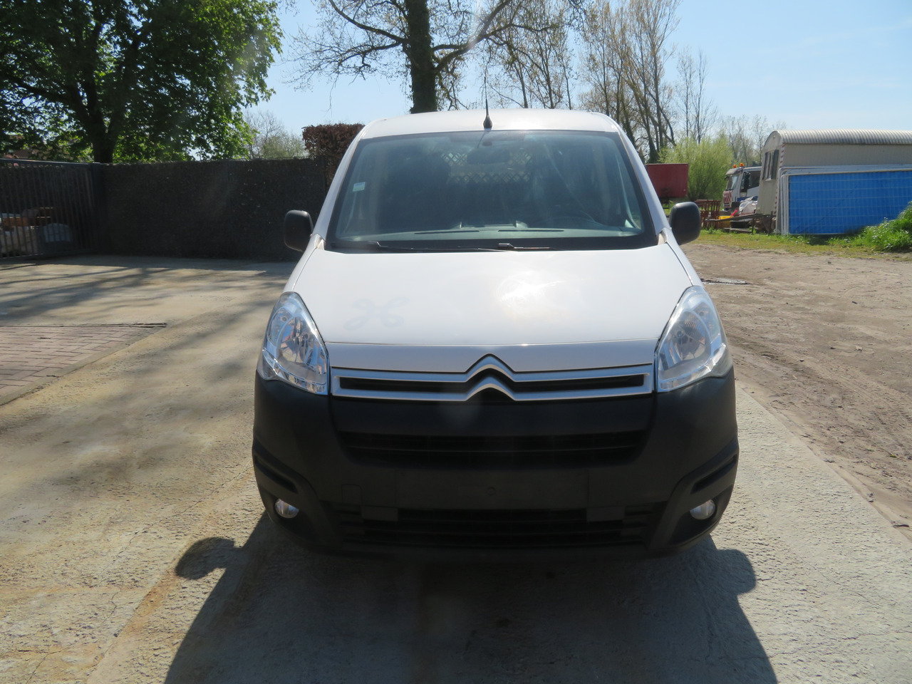 CITROËN Berlingo 1.6 BlueHDi CLUB - Van panel: gambar 2 CITROËN Berlingo 1.6 BlueHDi CLUB - Van panel: gambar 2