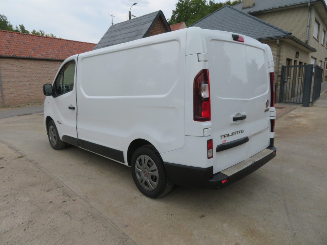 Fiat Talento 120 Multijet - Van kecil: gambar 5 Fiat Talento 120 Multijet - Van kecil: gambar 5