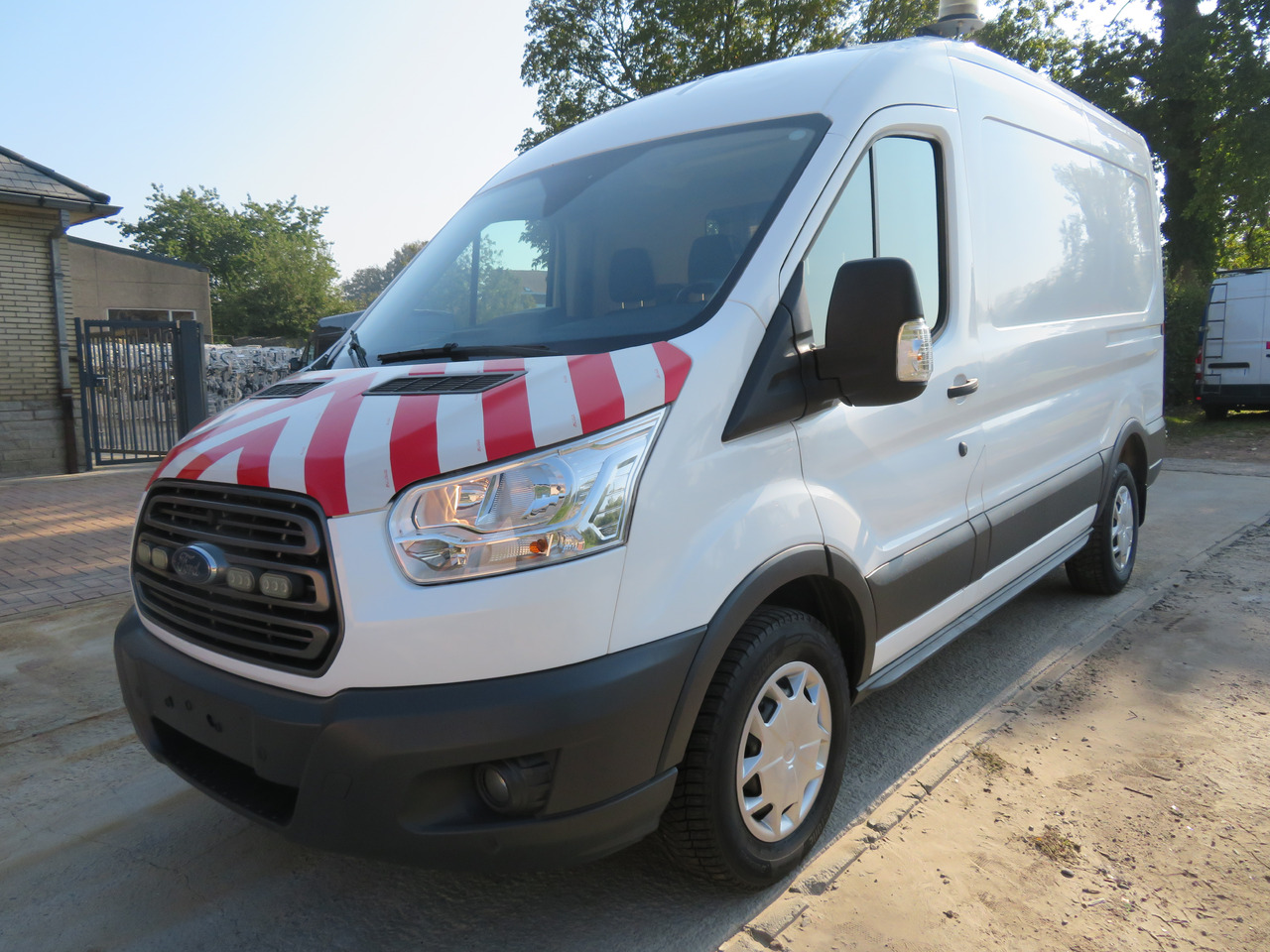 Ford Transit 2.0TDCi - Van panel: gambar 3 Ford Transit 2.0TDCi - Van panel: gambar 3