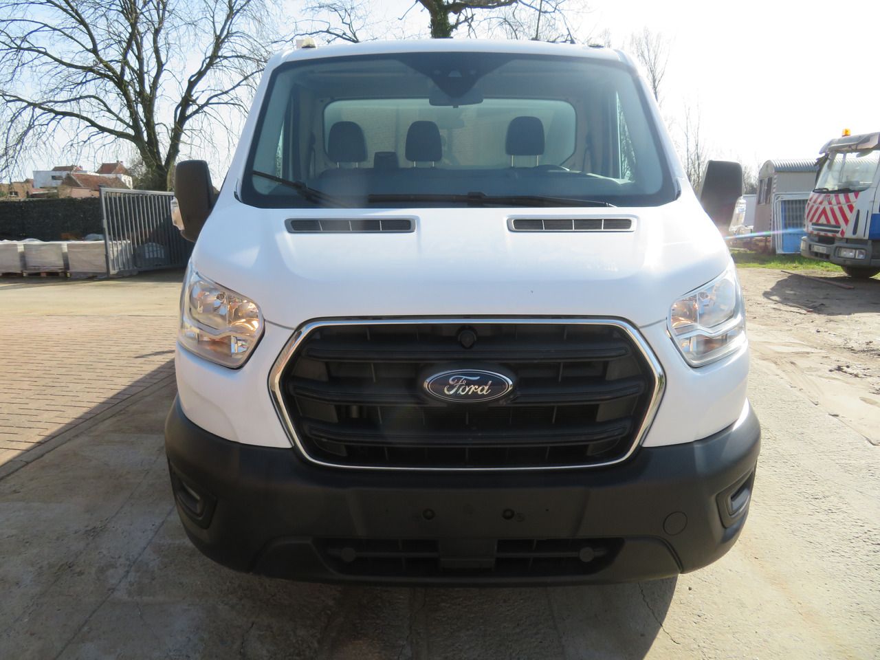 Ford Transit 2.0TDCi - Van jungkit: gambar 2 Ford Transit 2.0TDCi - Van jungkit: gambar 2