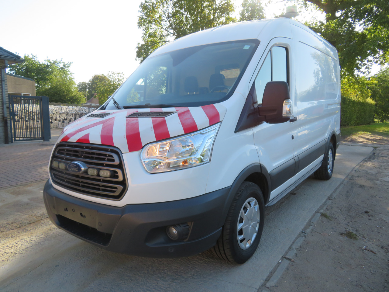 Ford Transit 2.0TDCi - Van panel: gambar 3 Ford Transit 2.0TDCi - Van panel: gambar 3