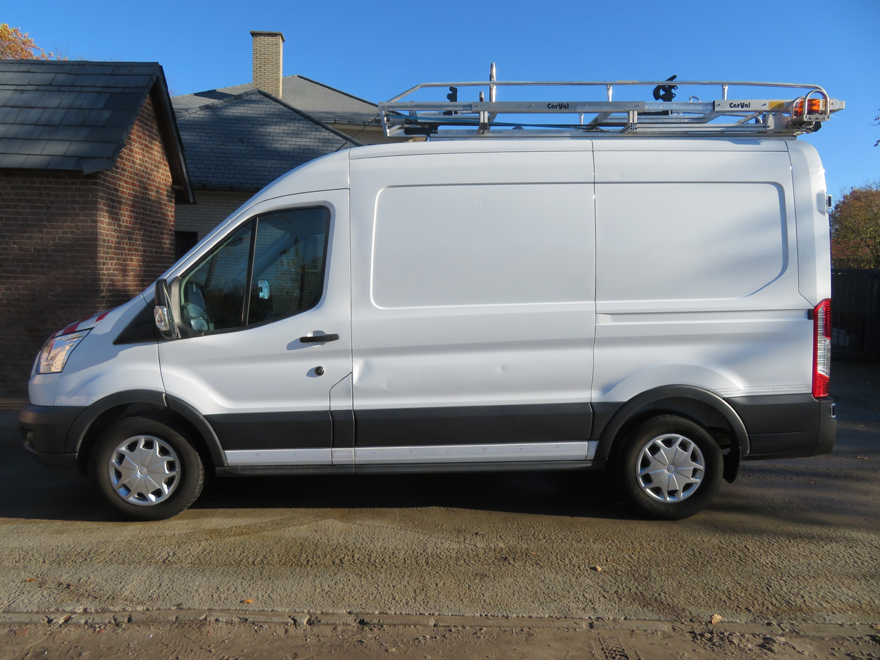 Ford Transit 2.0TDCi - L2H2 - Van panel: gambar 4 Ford Transit 2.0TDCi - L2H2 - Van panel: gambar 4