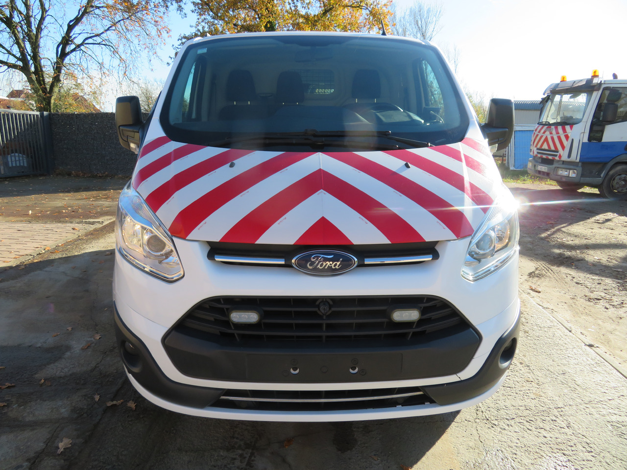 Ford Transit Custom 2.0tdci - Van kecil: gambar 2 Ford Transit Custom 2.0tdci - Van kecil: gambar 2